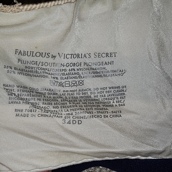 Lot of 2 Victoria Secret bras Fabulous 34DD - Picture 4 of 5